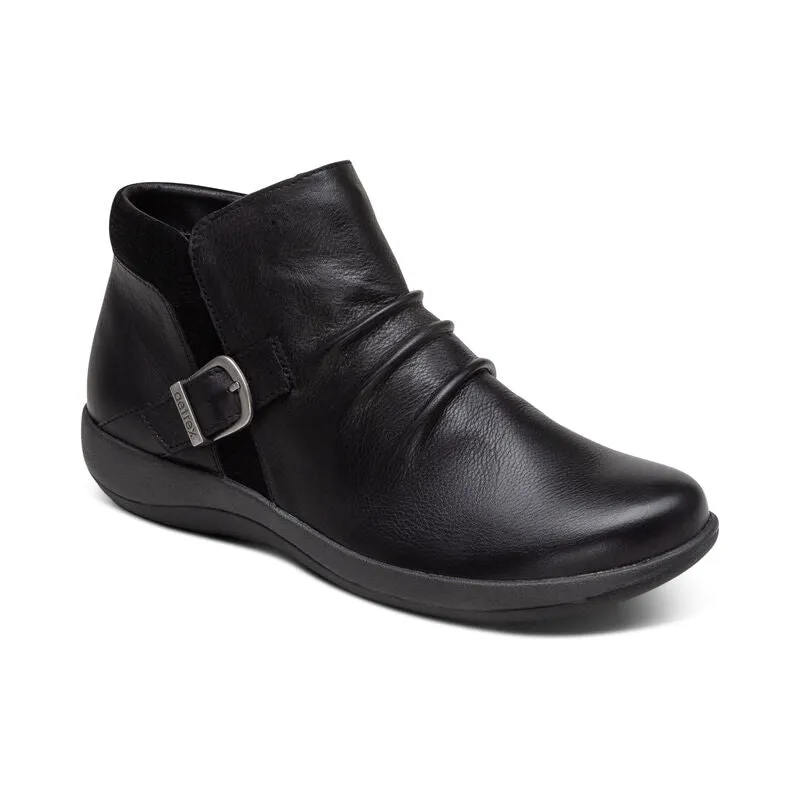 Aetrex Women's Luna Ankle Boot in Black