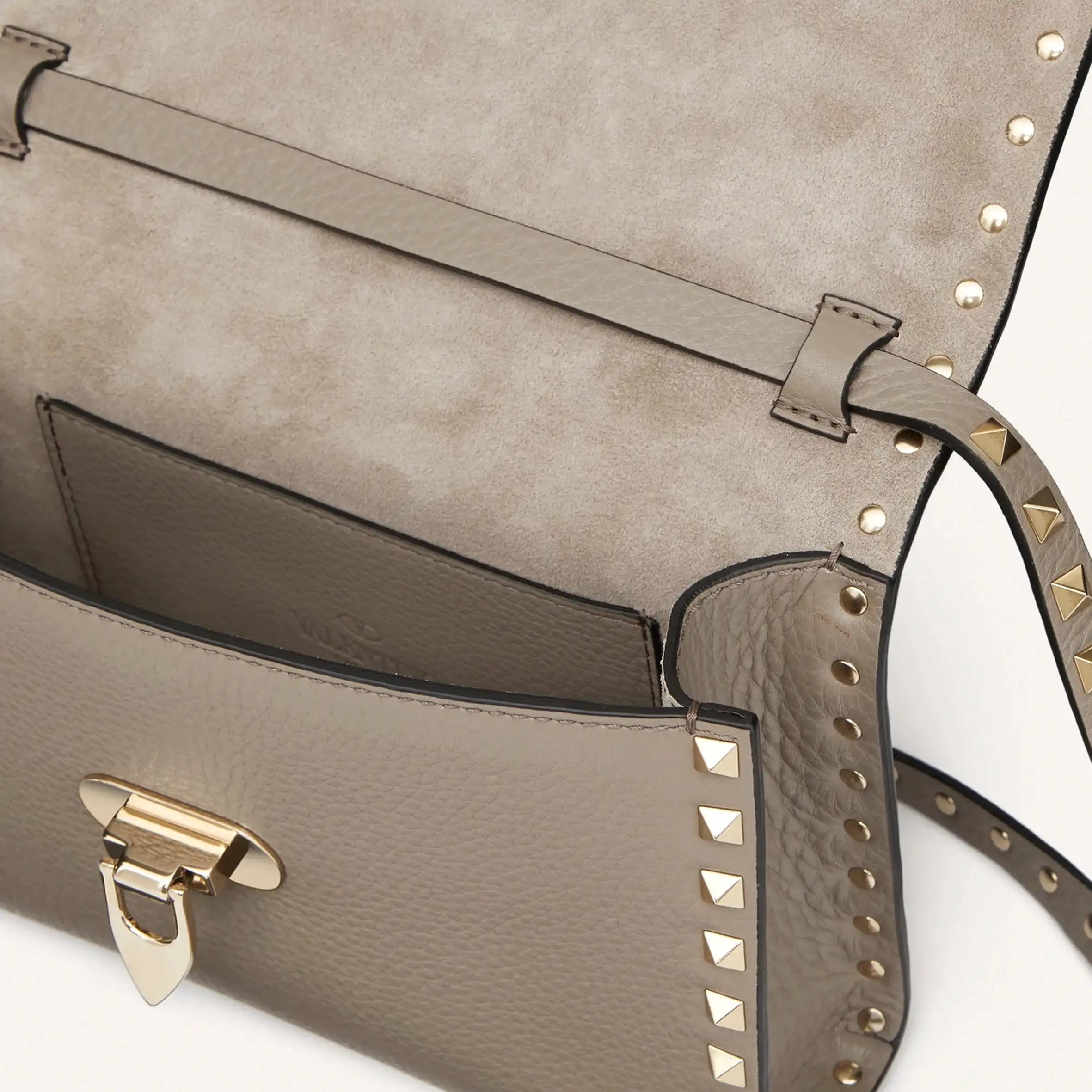 Medium Flap Grained, Taupe