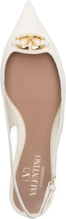 Valentino Garavani V-plaque leather pumps White