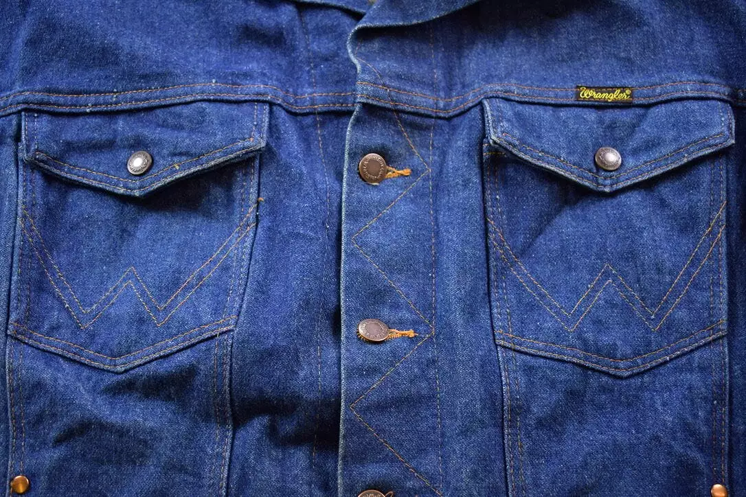 Vintage 1970s Wrangler Workwear Denim Jean Jacket / Button Up Denim / Streetwear / Vintage Fall Outerwear / Fall Jacket / True V