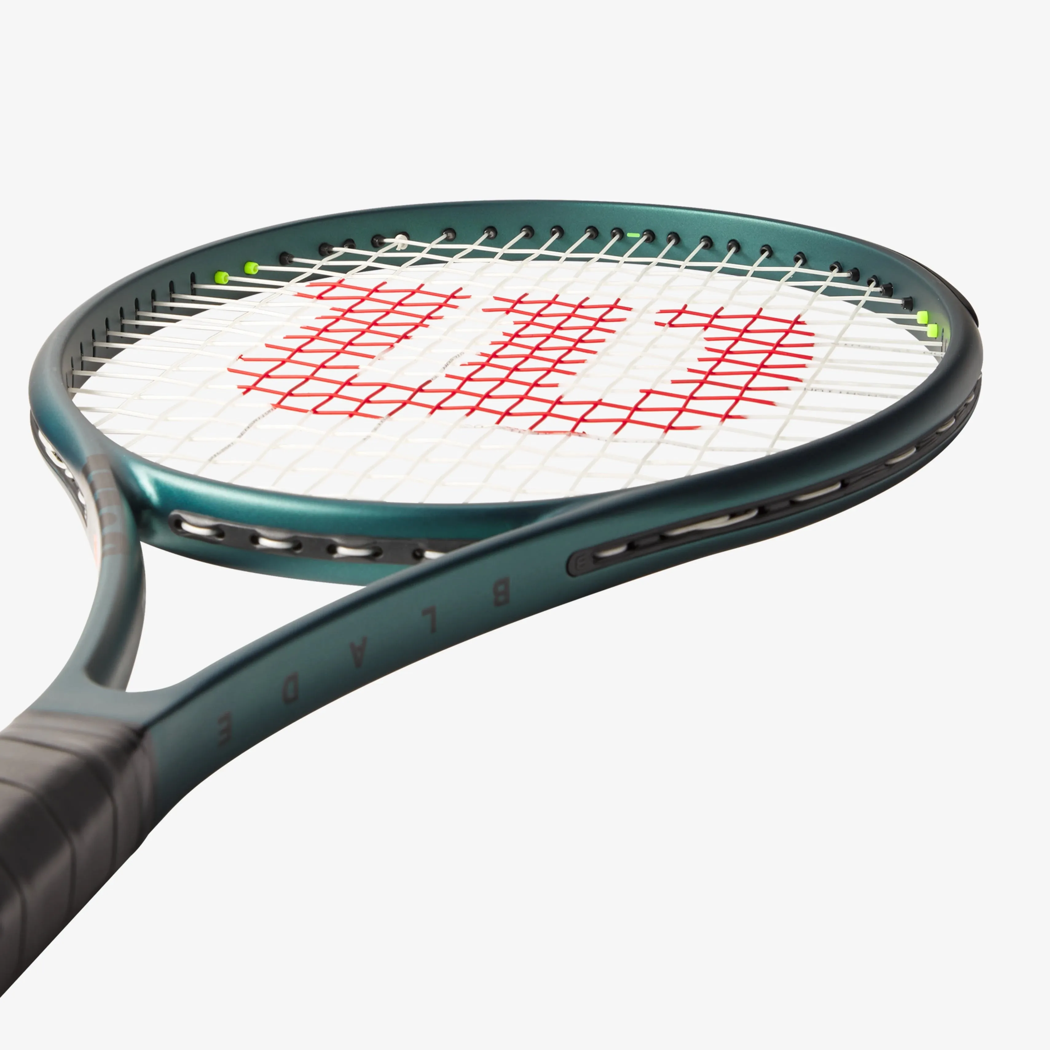 Wilson Blade 104 v9