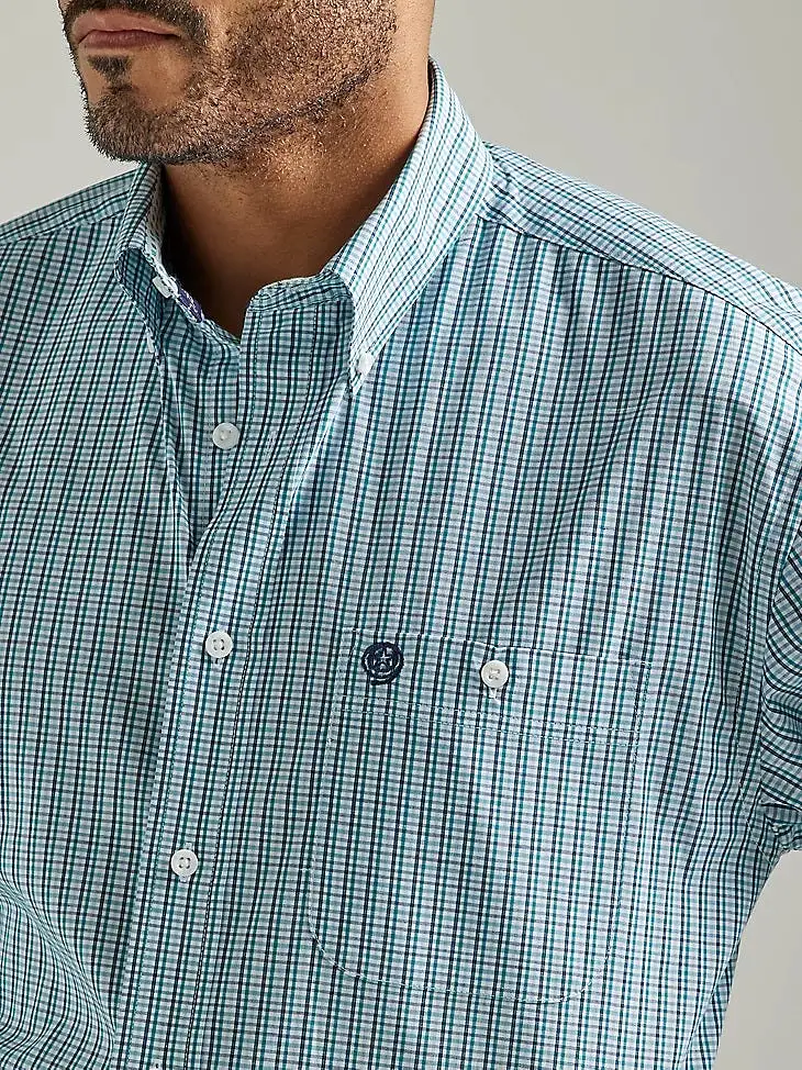 'Wrangler' Men's George Strait Plaid Button Down - Aqua Sea Tattersal