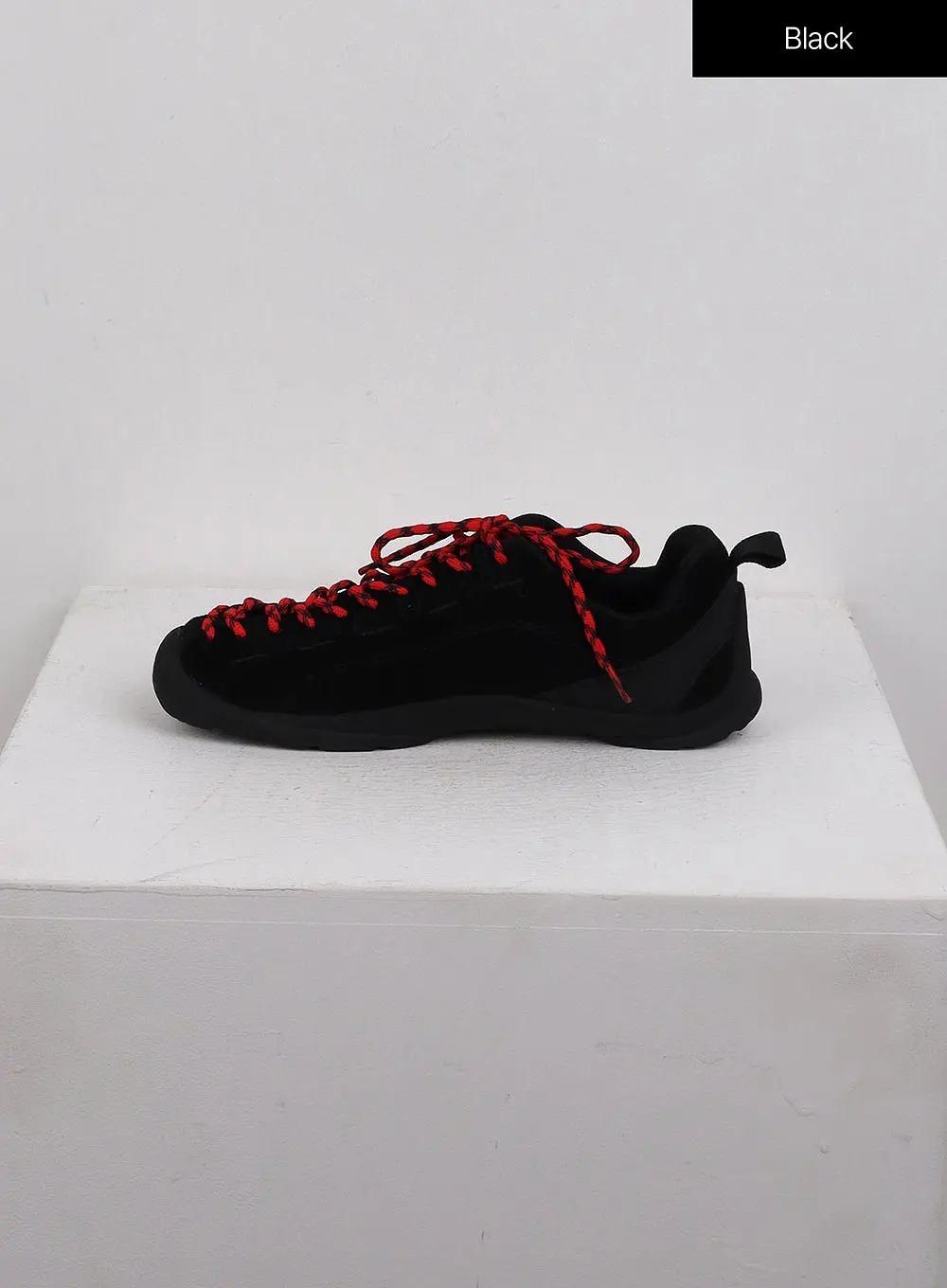 Y2K Lace-Up Sneakers CJ410